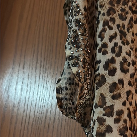 Leopard Print Women's Top - Picture 3 of 4